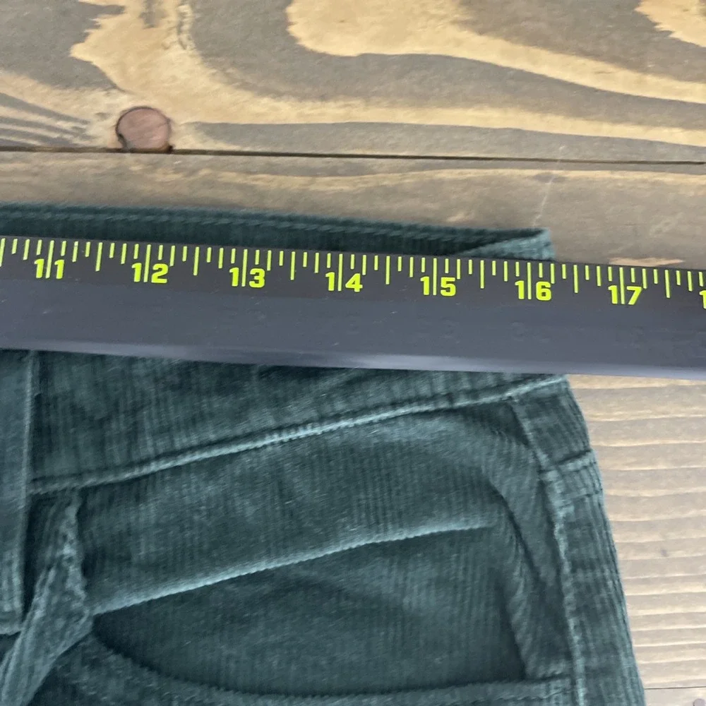 Levis Corduroy 94 Baggy Pants Womens Size 32 Green Straight Leg Pockets
